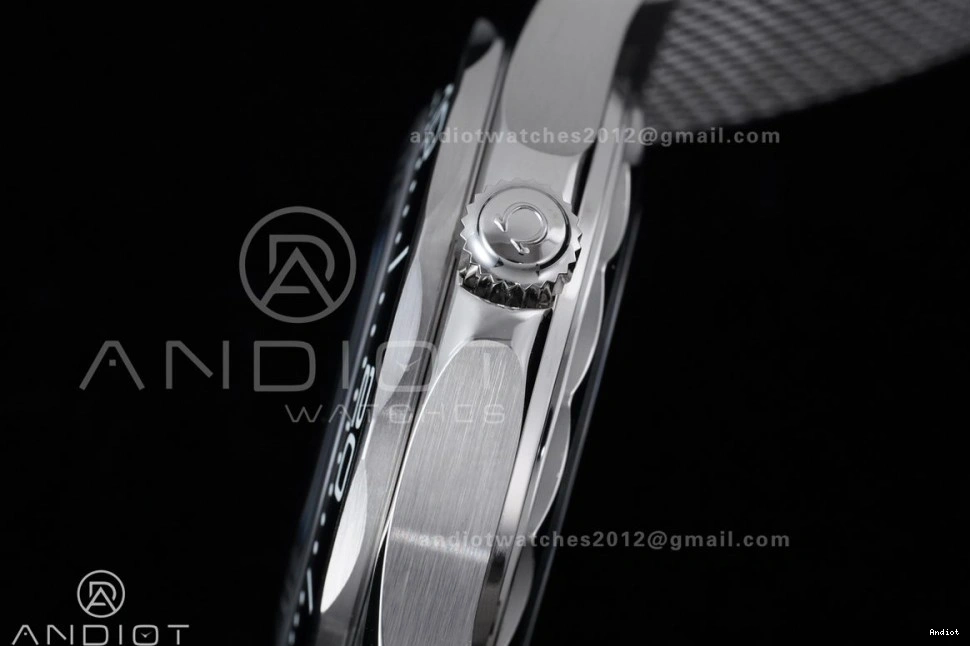 SA8806 Black Seamaster 1:1 2025 VSF Best Dial Bracelet 300 on New SS Edition Mesh 0107